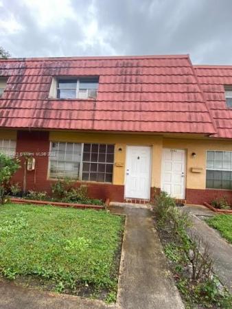 Royal Oaks, 5403 NW 27th St #B2, Lauderhill, Florida 33313, image 1