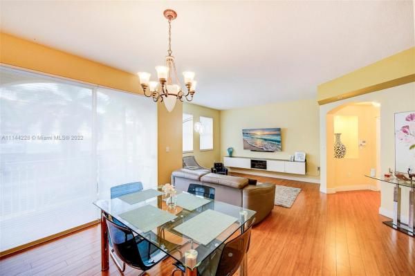 Century Park, 8964 W Flagler St #215, Fountainebleau, Florida 33174, image 2