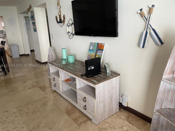 3725 S Ocean Dr #301, Hallandale Beach, Florida 33019, image 3