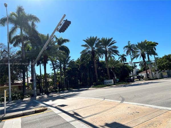 Caribbean Towers, 7545 E Treasure Dr #9A, North Bay Village, Florida 33141, image 1