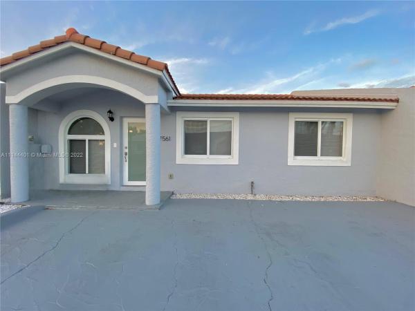 San Mateo, 7561 NW 173rd Ln, Country Club, Florida 33015, image 2