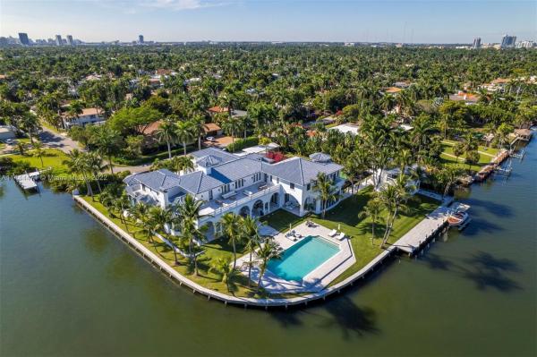 Hollywood Lakes, 900 S Northlake Dr, Hollywood, Florida 33019, image 2