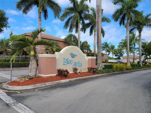 16450 SW 71st Ter #16450, Unincorporated Dade County, Florida 33193, image 2