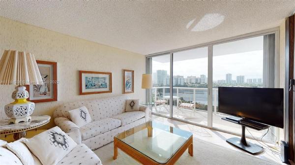 Eldorado Towers, 3625 N Country Club Dr #904, Aventura, Florida 33180, image 2
