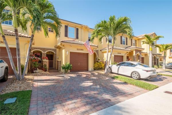 22090 SW 93rd Pl, Cutler Bay, Florida 33190, image 2