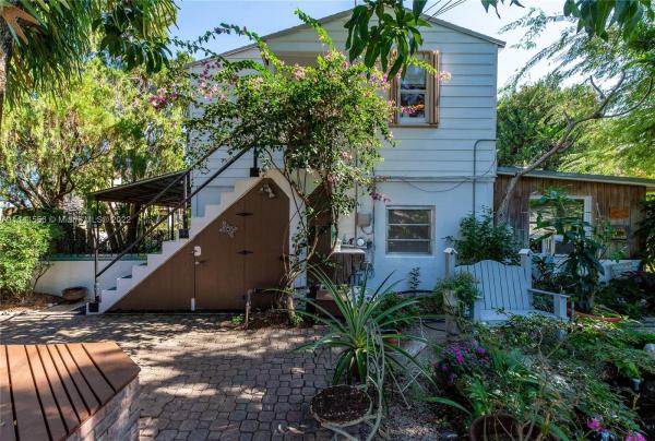 Edgewater Park, 480 S Royal Poinciana Blvd, Miami Springs, Florida 33166, image 1