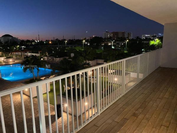 Admirals Port East, 2851 NE 183rd St #306E, Aventura, Florida 33160, image 2