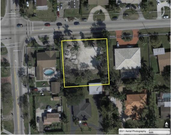 Biscayne Gardens, 20 NE 159th St, Golden Glades, Florida 33162, image 1