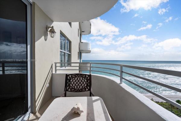 Oceanside Plaza, 5555 Collins Ave #16, Miami Beach, Florida 33140, image 2