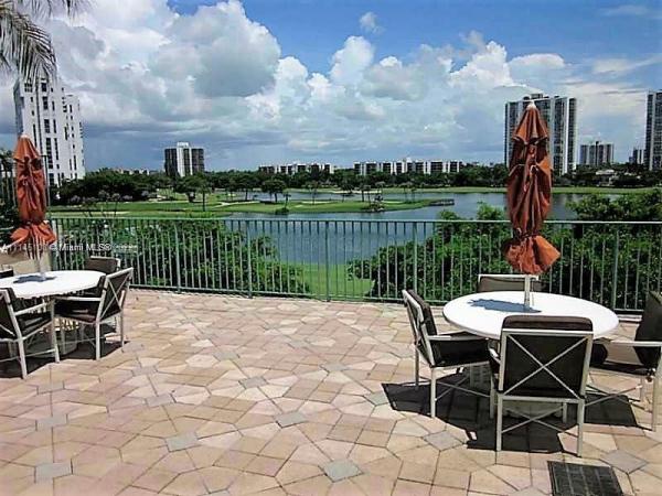 Turnberry Village South Tower, 19900 E Country Club Dr #409, Aventura, Florida 33180, image 2