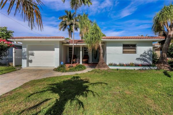 Hollywood Lakes, 1235 Buchanan St, Hollywood, Florida 33019, image 2
