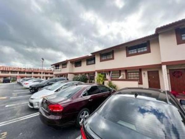 Miller Dreams, 13220 SW 58 Ter #166, Kendale Lakes, Florida 33183, image 2