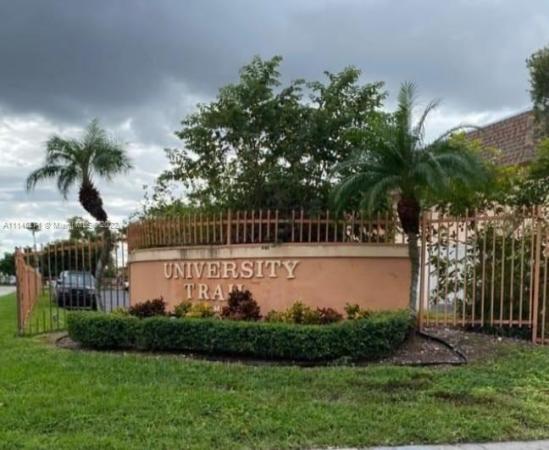 University Trail, 870 SW 129th Pl #105, Tamiami, Florida 33184, image 2