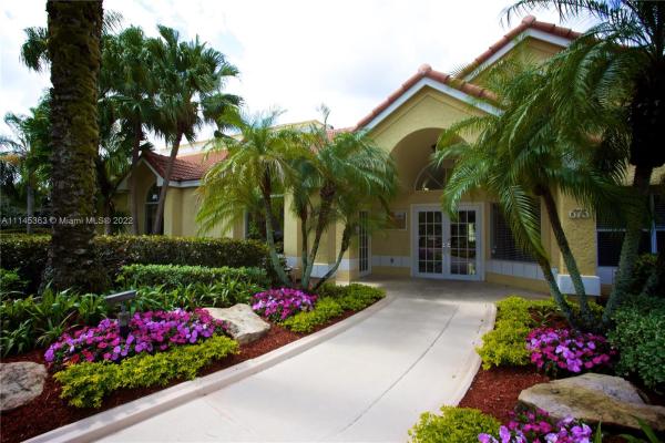 Isles At Lago Mar, 13060 Vista Isles Dr #211, Sunrise, Florida 33325, image 2