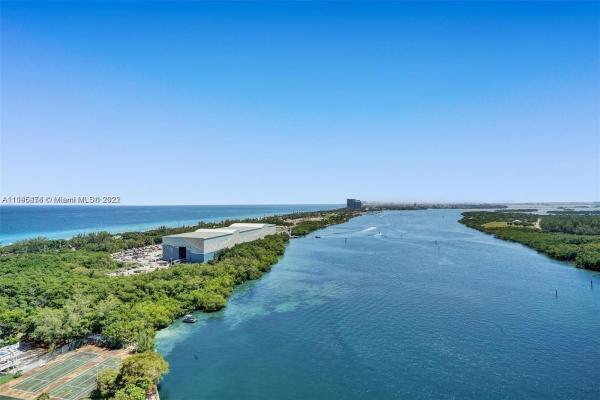 Arlen House Central, 300 Bayview Dr #1212, Sunny Isles Beach, Florida 33160, image 2