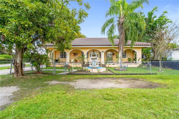 Allamanda Park, 867 NW 4th Ave, Homestead, Florida 33030, image 2