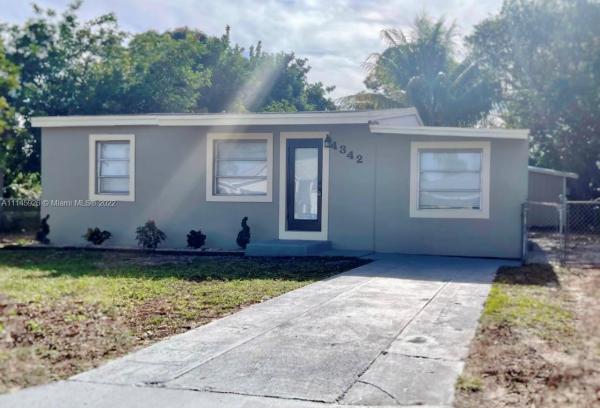 Delaware Manor, 4342 Sussex Ave, Lake Worth, Florida 33461, image 2