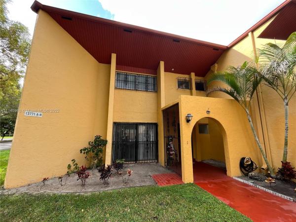 Taracoma Townhomes, 13771 SW 84th St #A, Kendale Lakes, Florida 33183, image 2