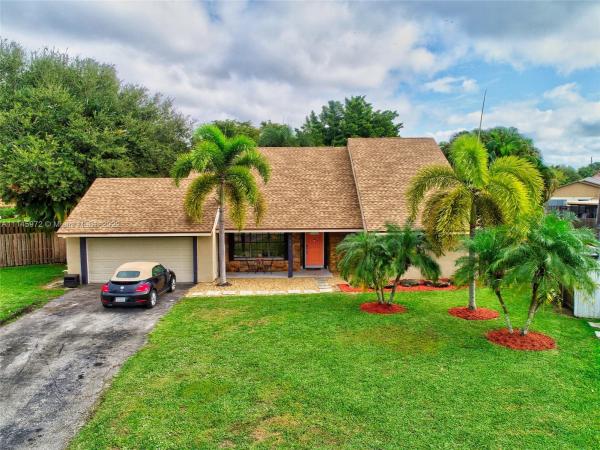 Homestead Lakes Tennessee East, 1551 Flamingo Ct, Homestead, Florida 33035, image 2