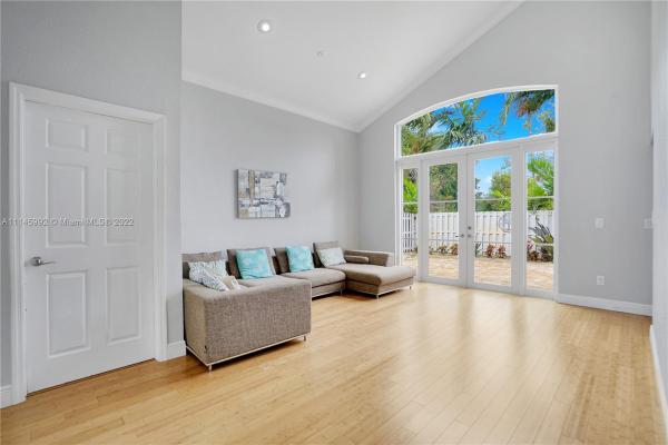 Gardens At Huntington, 4941 SW 150th Ave, Miramar, Florida 33027, image 2