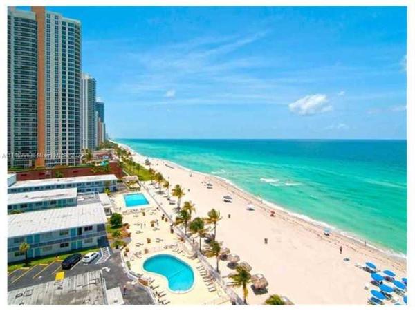 Marenas Resort, 18683 Collins Ave #902, Sunny Isles Beach, Florida 33160, image 2