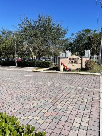 Summit Chase, 8511 NW 8th St #208, Fountainebleau, Florida 33126, image 2