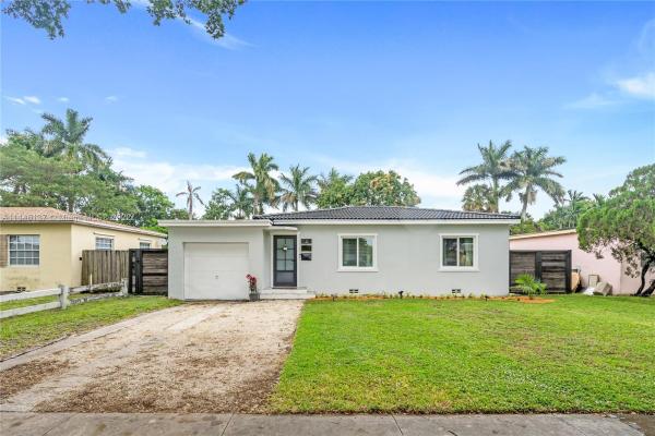 Edgewater Park, 531 Forrest Dr, Miami Springs, Florida 33166, image 1
