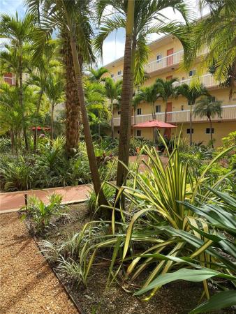 Village Of Kings Creek, 8103 Camino Real #207, Glenvar Heights, Florida 33143, image 2