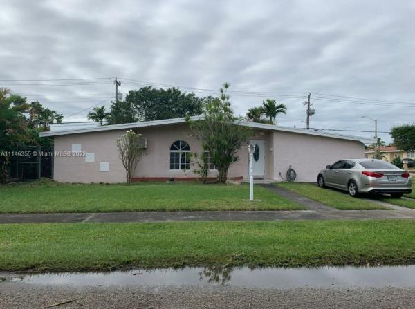 Coral Park Estates, 2140 SW 89th Pl, Westchester, Florida 33165, image 2