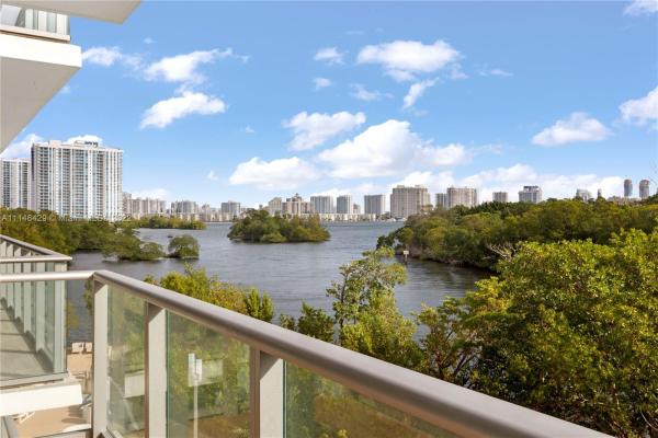The Harbour South Tower, 16385 Biscayne Blvd #317, North Miami Beach, Florida 33160, image 2