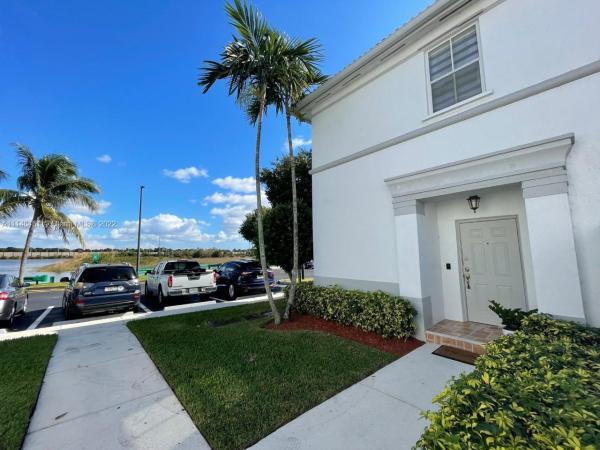 Villas At Nautica, Miramar, Florida 33027, image 2