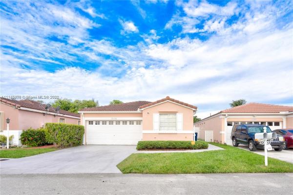 Weitzer Serena Lakes West, 17006 SW 142nd Pl, Richmond West, Florida 33177, image 2