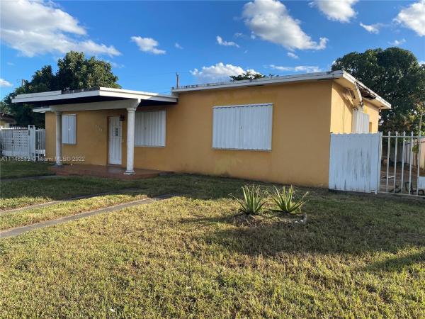 Westwood Lakes Residential, 10760 SW 43rd St, Westwood Lakes, Florida 33165, image 2