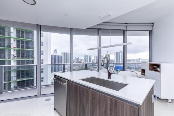 Aria On The Bay, 488 NE 18th St #2400, Miami, Florida 33132, image 2