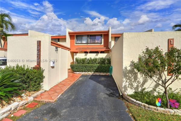 Sunset Kendall Villas, 10621 SW 77th Ter, Kendall, Florida 33173, image 1