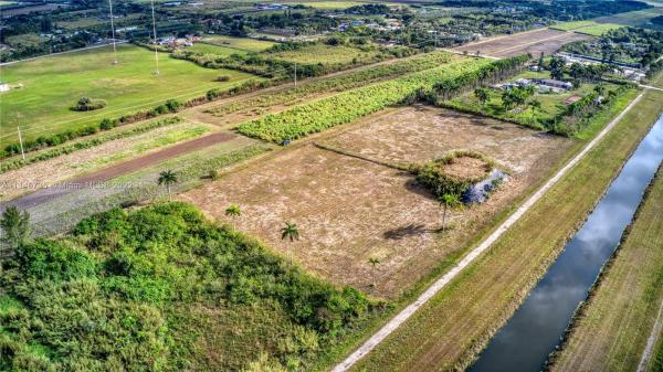 UNINCORPORATED Unincorporated, The Hammocks, Florida 33196, image 2