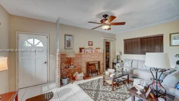 Marden Heights, 545 NW 77th St, Miami, Florida 33150, image 1