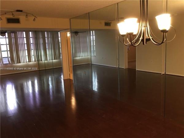 Whitehall 2 Of Pine Island Ridge, 1709 Whitehall Dr #405, Davie, Florida 33324, image 2