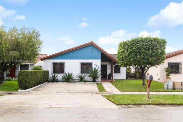 13832 SW 14th St, Unincorporated Dade County, Florida 33184, image 2