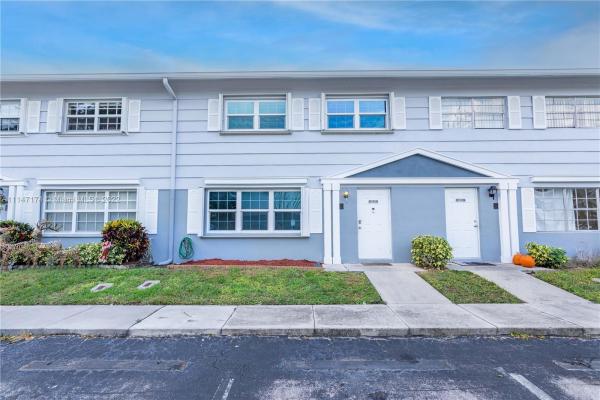 Arrowhead Golf & Tennis Club, 1823 SW 81st Ave #3-14, Davie, Florida 33324, image 2