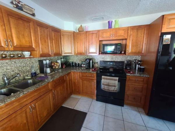 1935 Taft St, Hollywood, Florida 33020, image 2