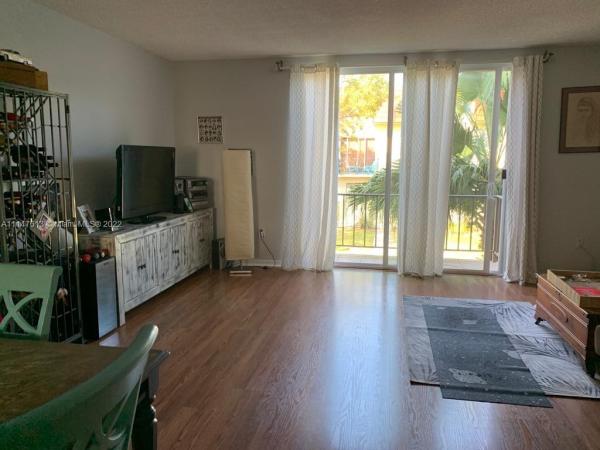 1651 NE 115th St #30C, Unincorporated Dade County, Florida 33181, image 2