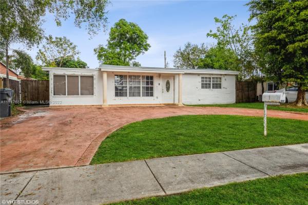 Palm Lane Villa, 6635 Hope St, Hollywood, Florida 33024, image 2