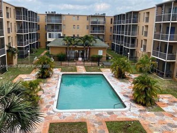 Town Square, 4848 NW 24th Ct #318, Lauderdale Lakes, Florida 33313, image 2
