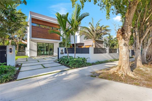 Natoma Manors, 1677 Onaway Dr, Miami, Florida 33133, image 2