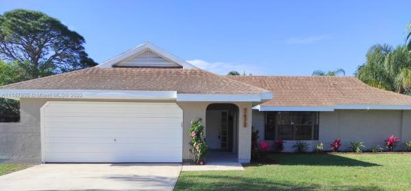 2672 SE Gowin Dr, Florida 34952, image 2