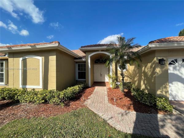 Boca Vista Estates, 9252 Lake Serena Dr, Boca Raton, Florida 33496, image 2
