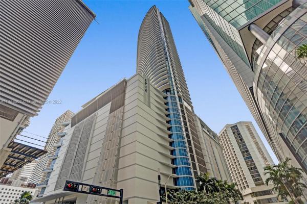 Epic Hotel & Residences, 200 Biscayne Boulevard Way #1403, Miami, Florida 33131, image 2