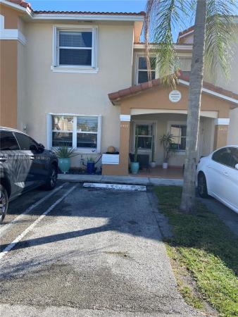 Kendale Lakes No HOA, 6407 SW 138th Pl, Kendale Lakes, Florida 33183, image 2