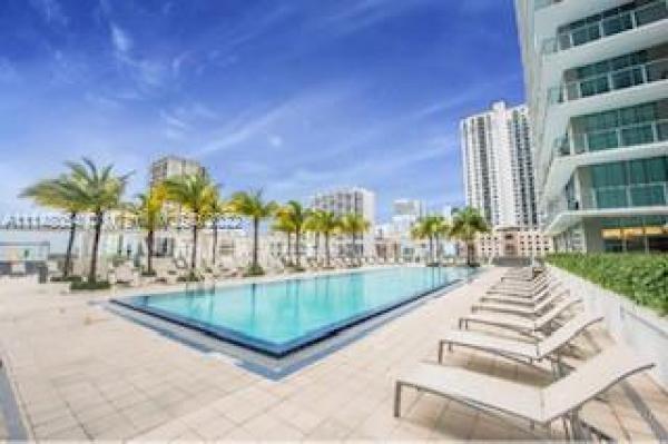 Axis On Brickell South, 79 SW 12th St #3808-S, Miami, Florida 33130, image 2